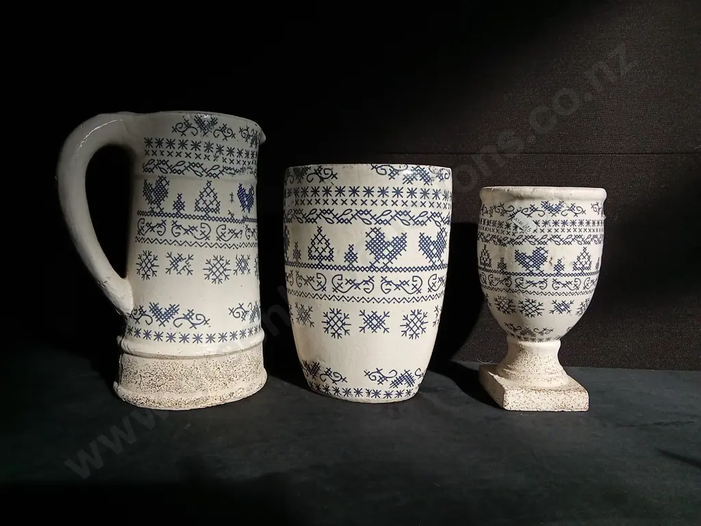 3 PIECES RUSTIC CERAMIC POTS AND PITCHER Image 1++