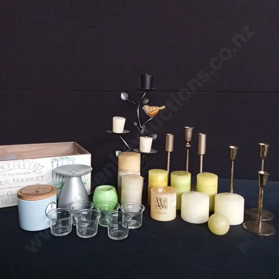 COLLECTION OF CANDLE HOLDERS AND CANDLES