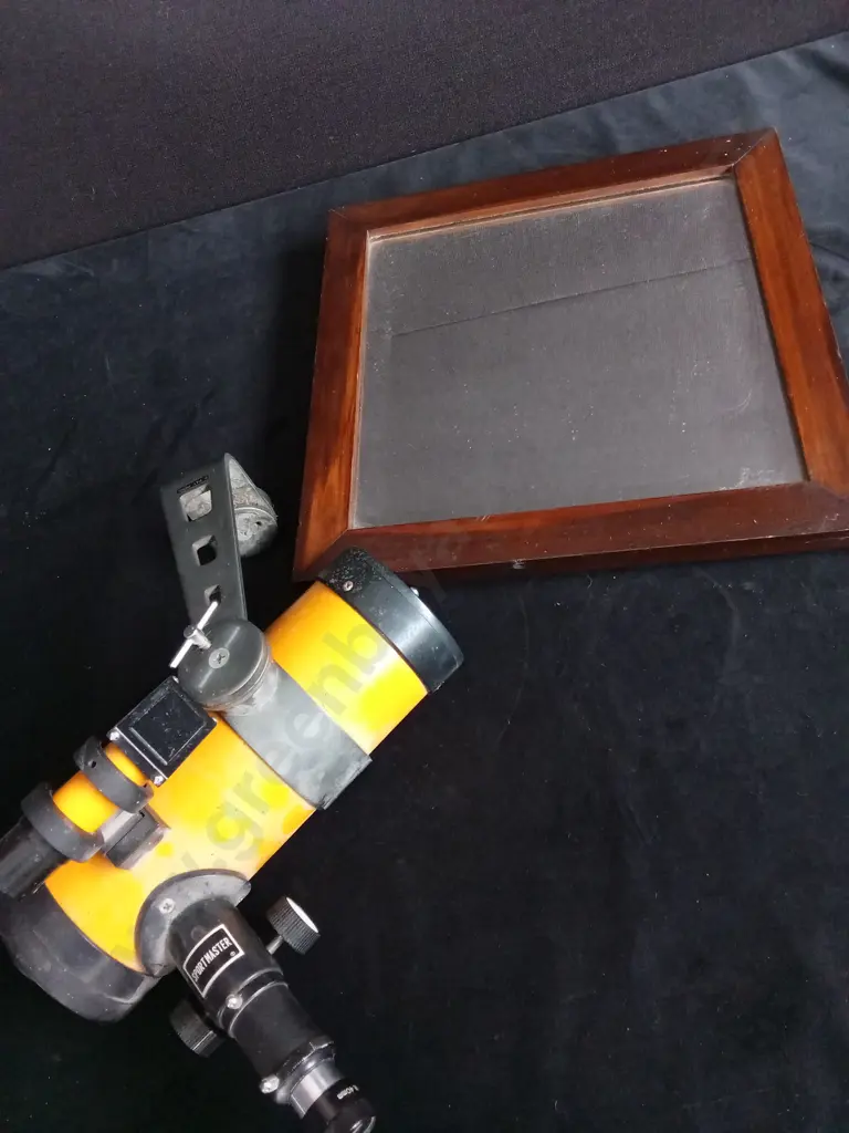 FRAMED SQUARE MIRROR AND SPORTSMASTER TELESCOPE Image 1++