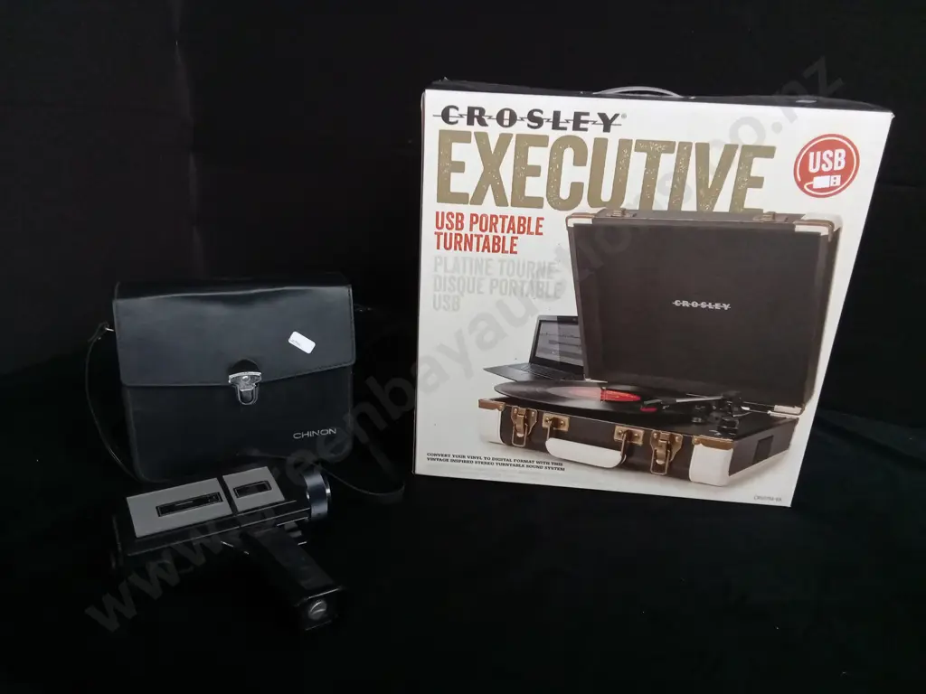 CHINON SUPER 8 IN CASE AND CROSLEY EXECUTIVE PORTABLE TURNTABLE Image 1++