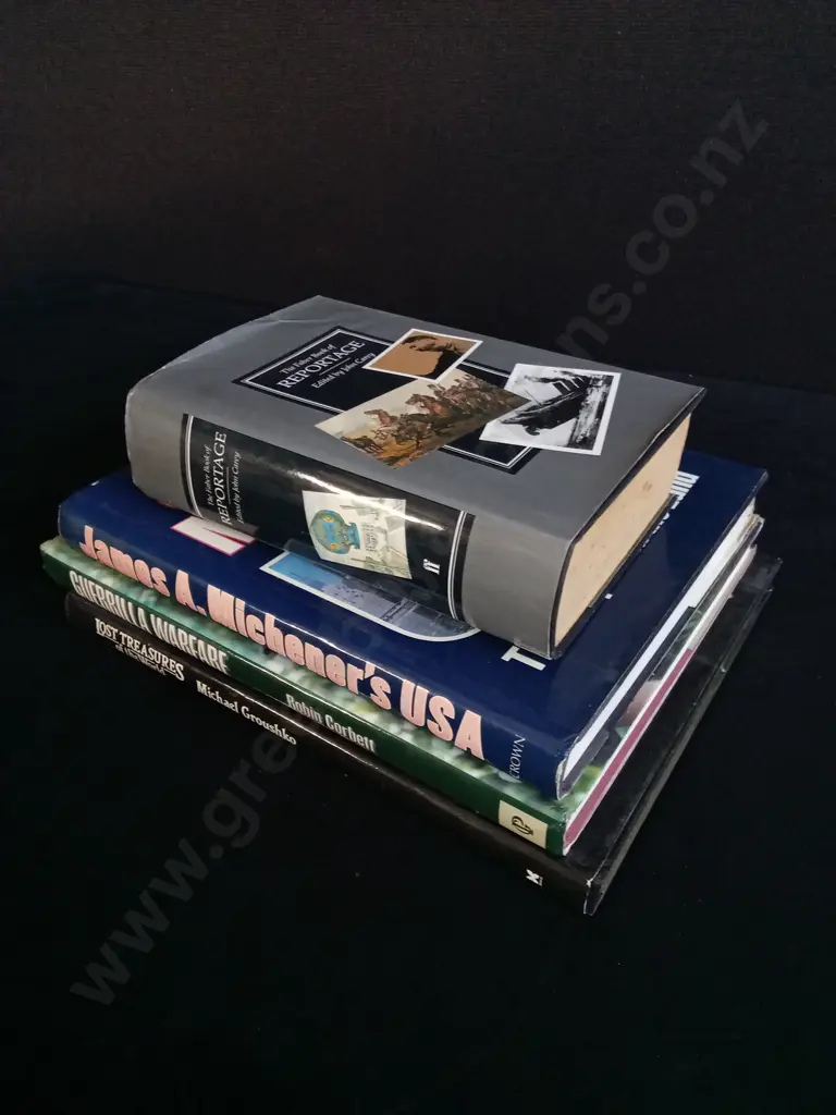 4 BOOKS MIX Image 1++