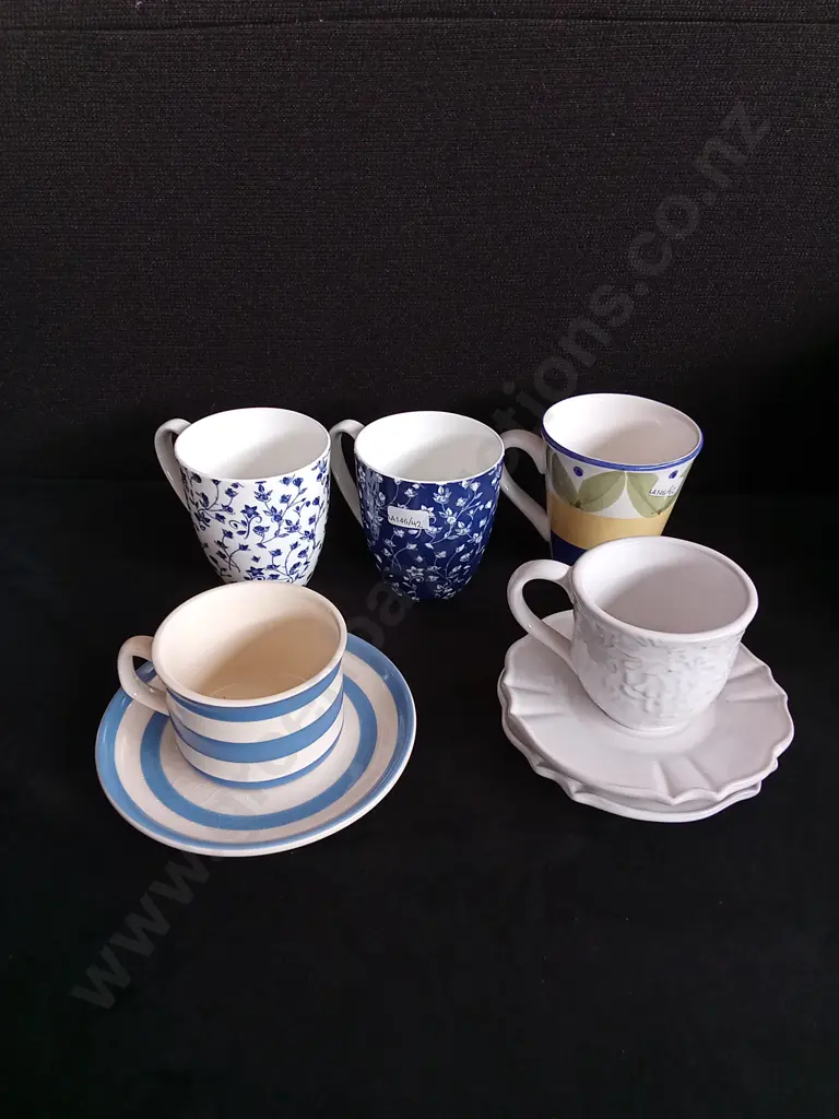MIX OF CUPS AND SAUCERS Image 1++
