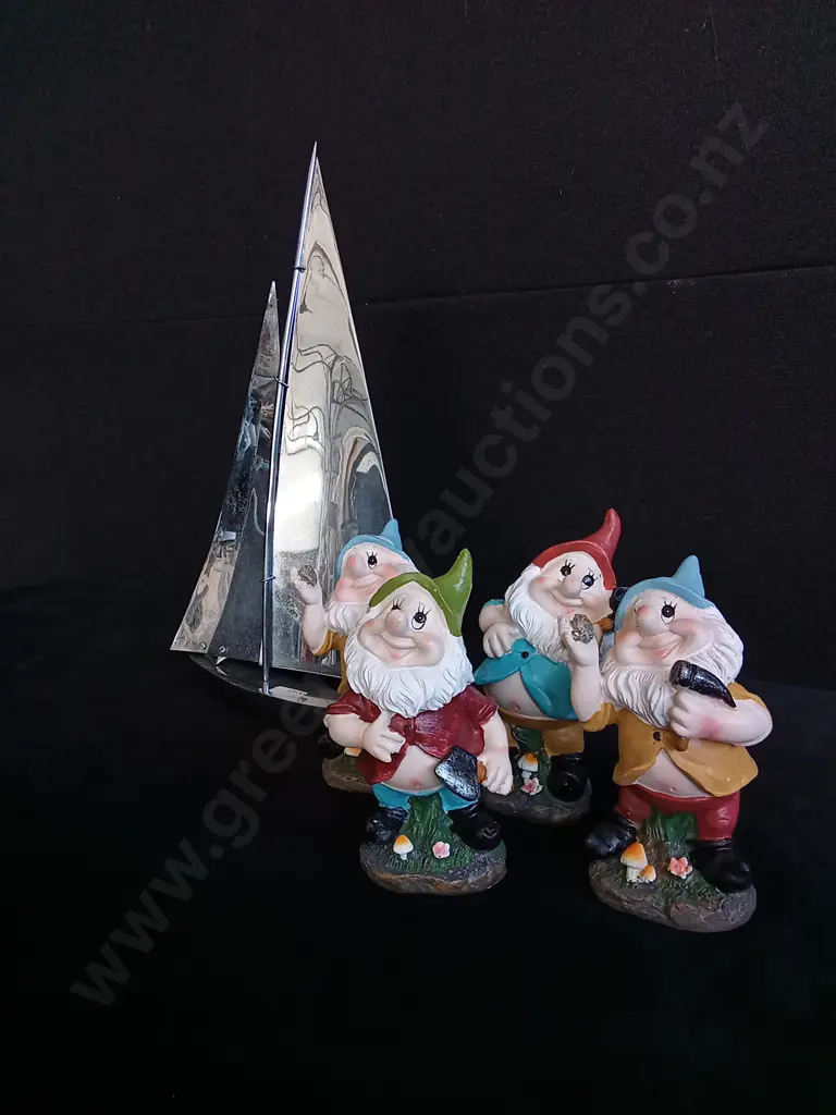 5 PIECES HOME DECOR Image 1++