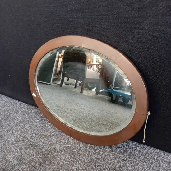 OVAL MIRROR