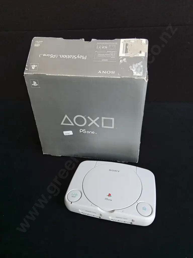 PLAYSTATION ONE WITH BOX Image 1++