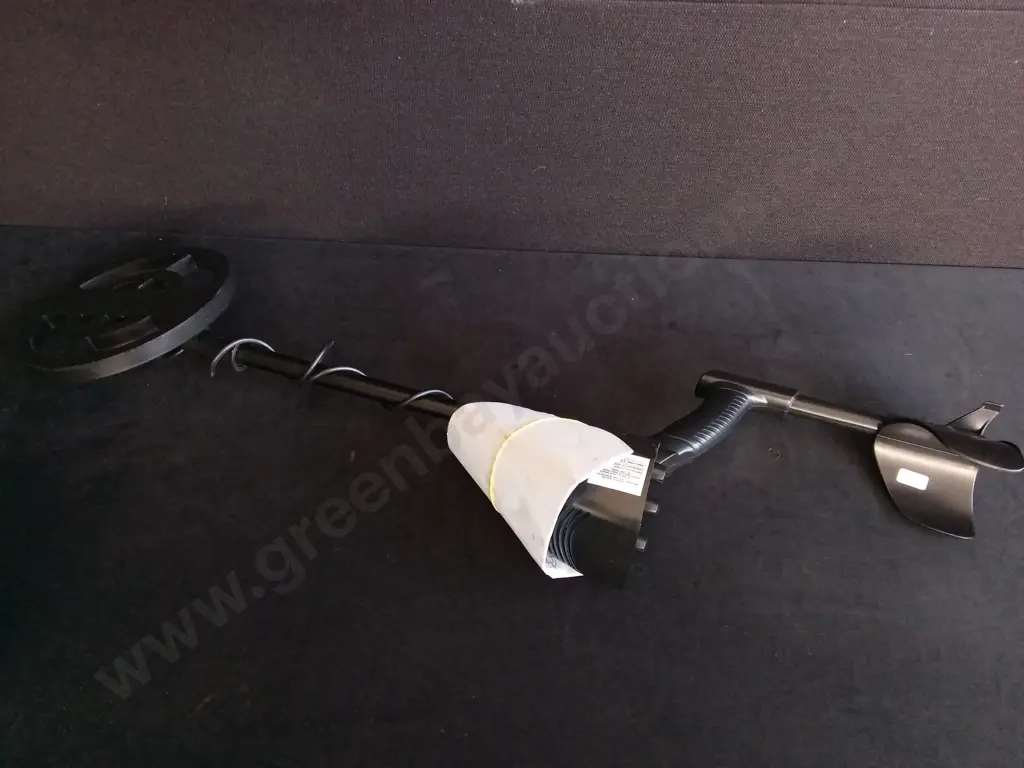 METAL DETECTOR WORKING Image 1++