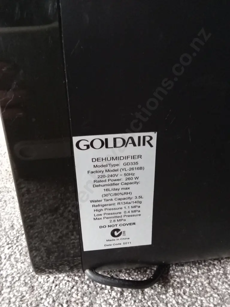 GOLDAIR DEHUMIDIFIER Image 1++