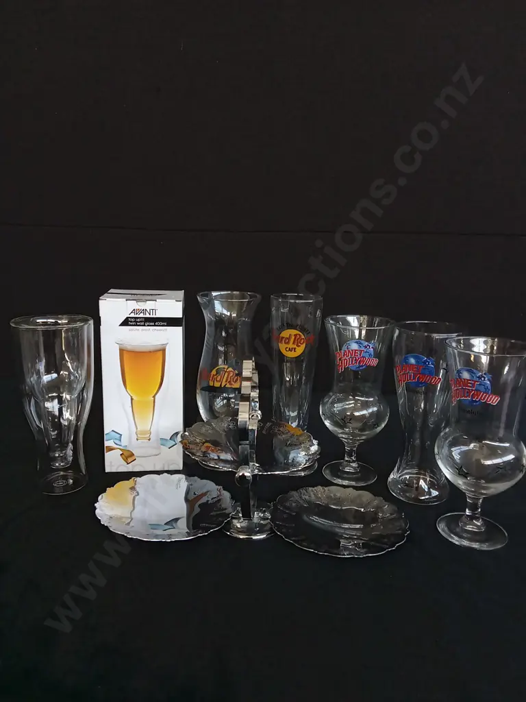 GLASSES AND SERVING STAND Image 1++