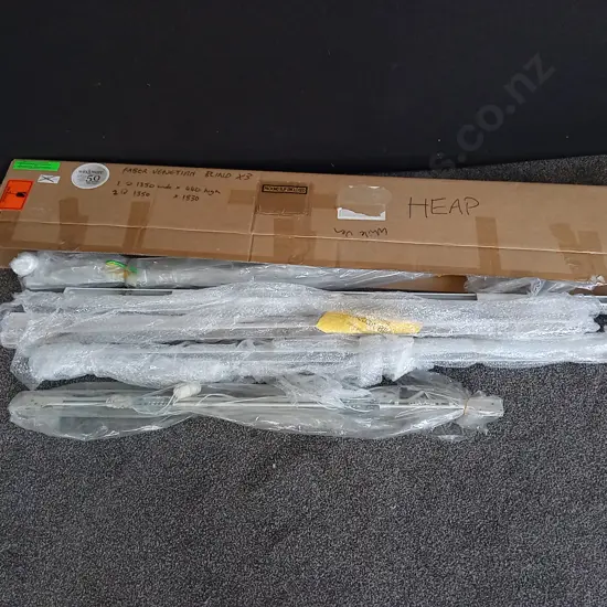 FABER VENETIAN BLIND X3 1 IS 1350 X 440 2 ARE 1350 X 1830