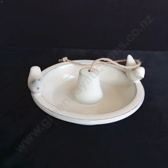 TAKASHO HANGING BIRD FEEDER