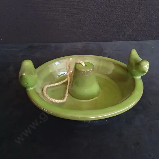 TAKASHO GREEN HANGING BIRD FEEDER