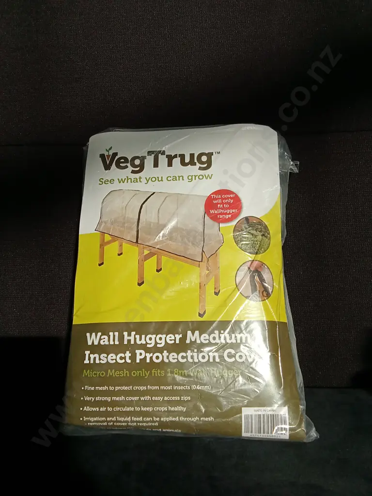 VEGTRUG WALL HUGGER MEDIUM INSECT PROTECTION COVER Image 1++