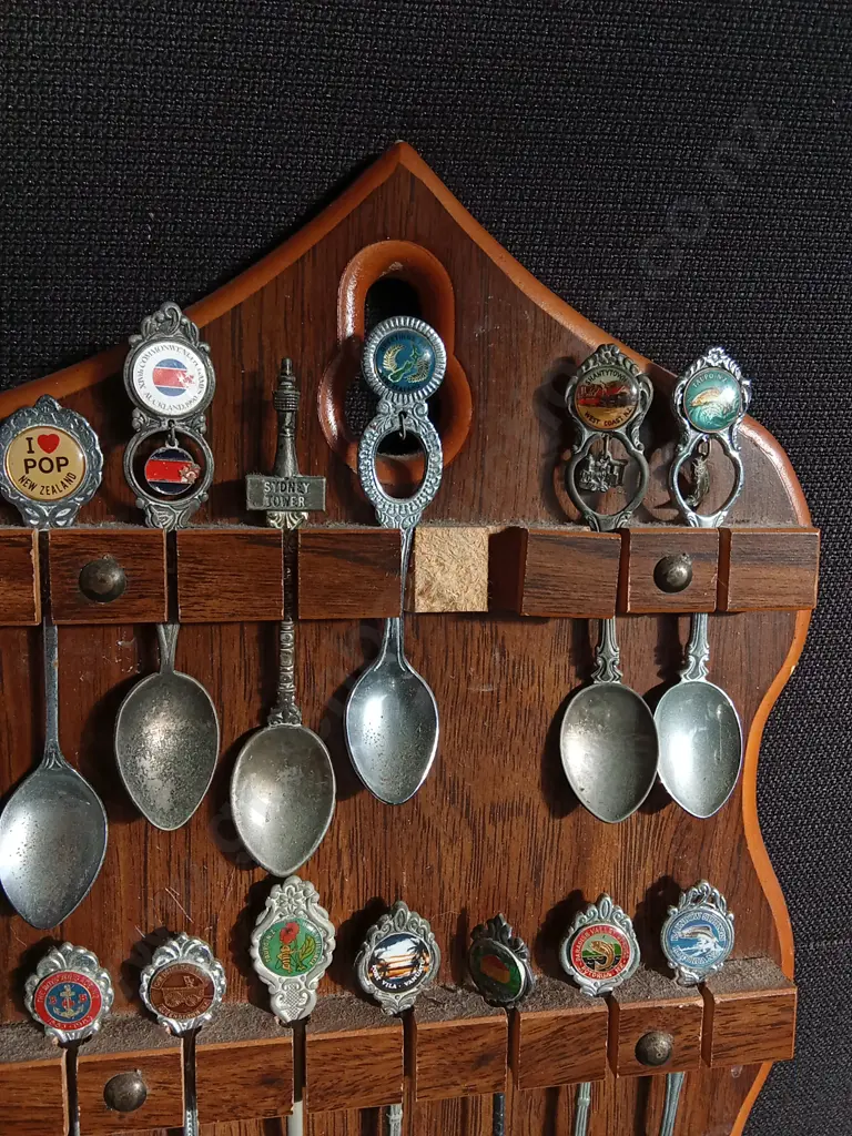 VINTAGE SOUVENIR SPOON COLLECTION WITH WOODEN DISPLAY, SLIGHTLY DAMAGED Image 1++