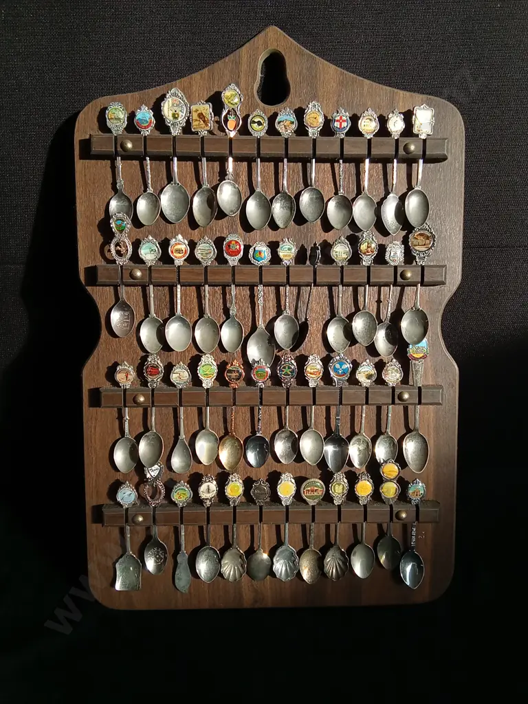 VINTAGE SOUVENIR SPOON COLLECTION WITH WOODEN DISPLAY Image 1++