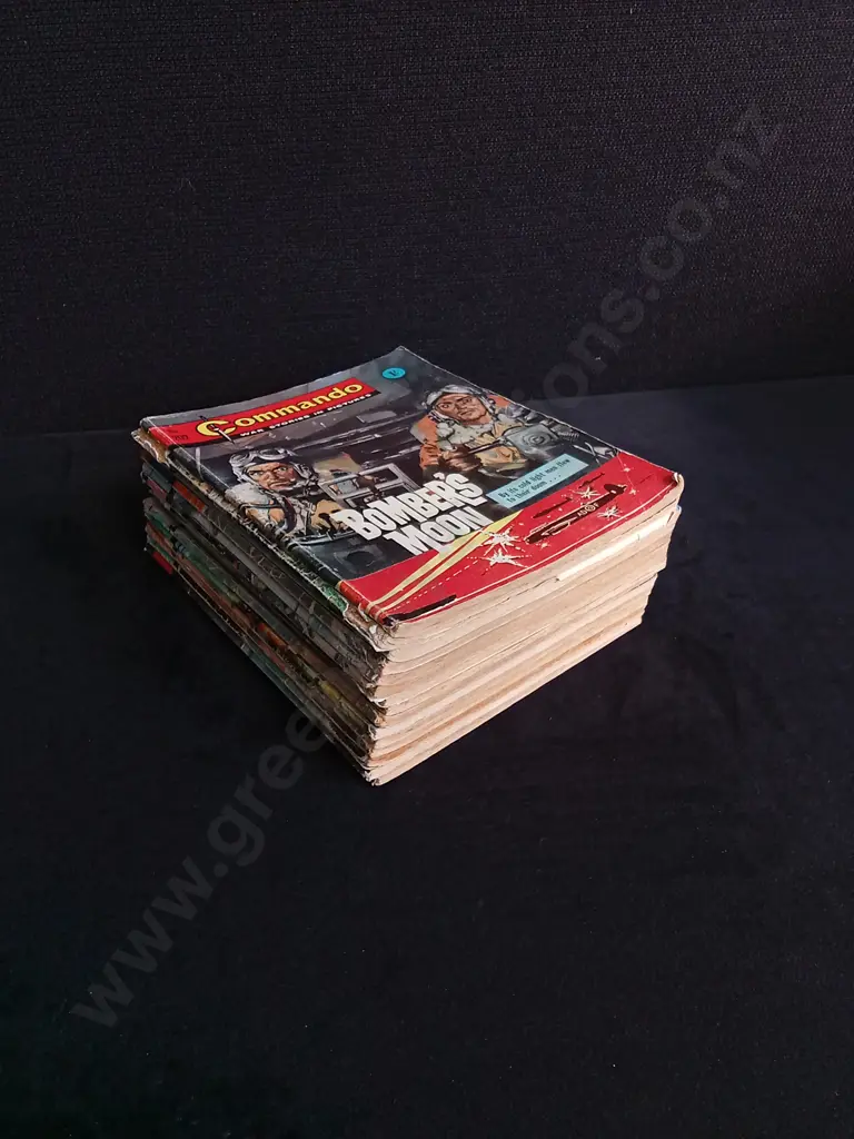 15 PIECES VINTAGE COMMANDO WAR COMICS NO 202-723 Image 1++