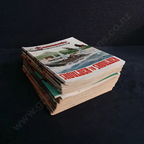 15 PIECES VINTAGE COMMANDO WAR COMICS MIX