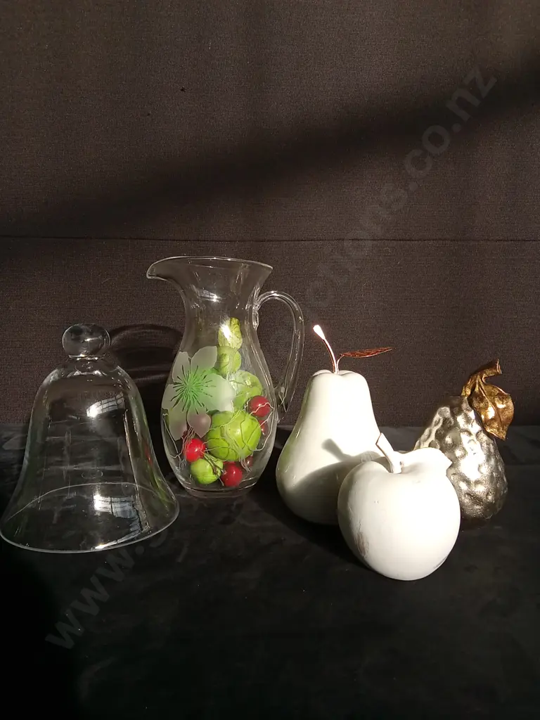 5 DECORATIVE ITEMS Image 1++