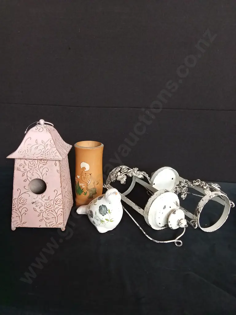 OUTDOOR DECOR ITEMS Image 1++