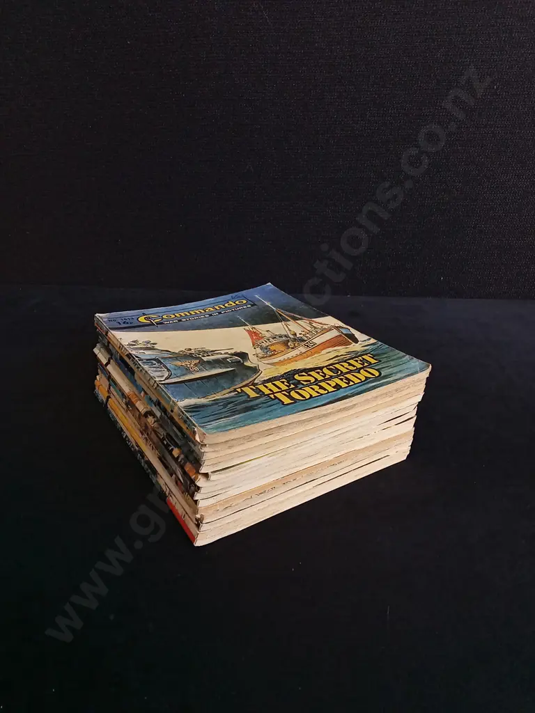 15 PIECES VINTAGE COMMANDO WAR COMICS NO 1613-1636 Image 1++