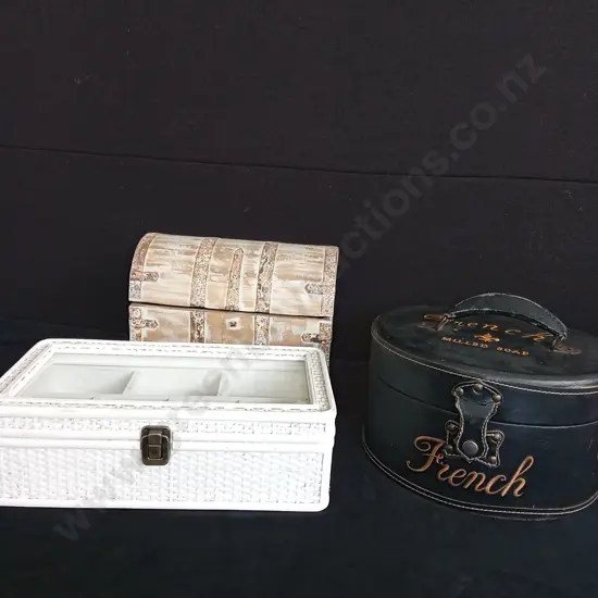 3 STORAGE ITEMS
