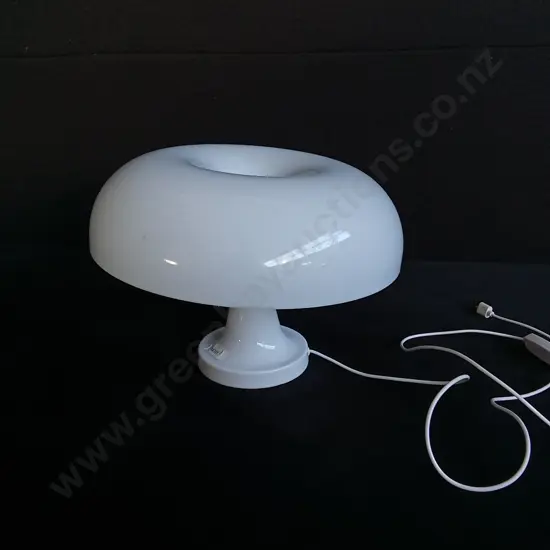 RETRO PLASTIC MUSHROOM LAMP WORKING