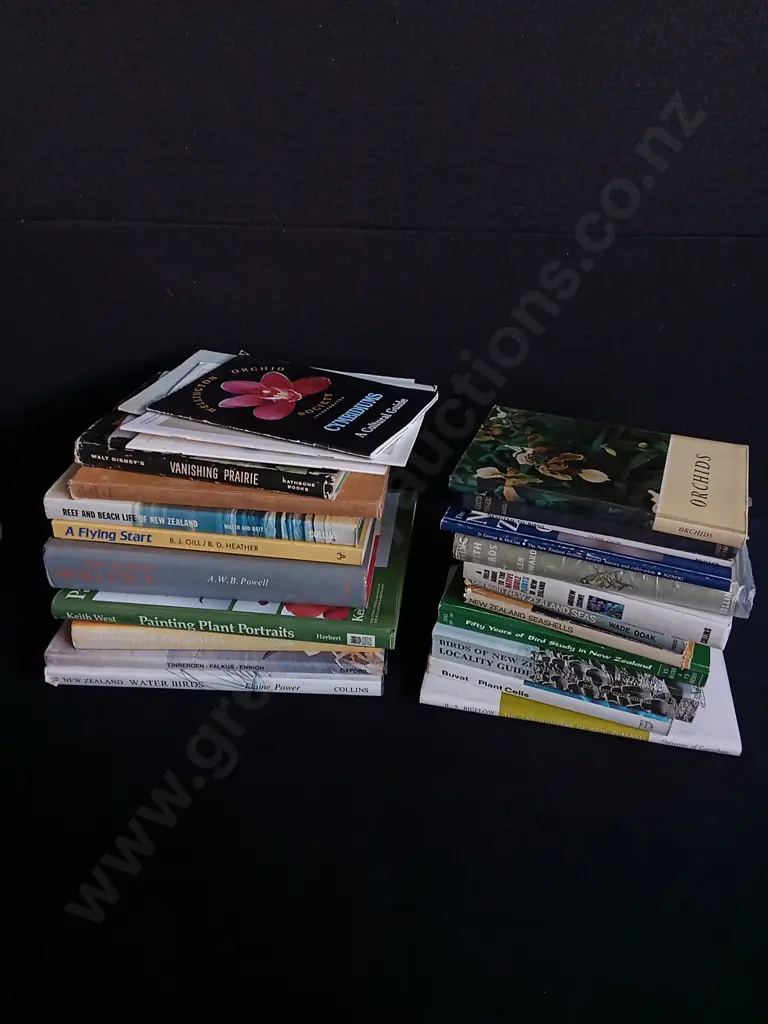 BOOKS ON NATURE AND NEW ZEALAND Image 1++