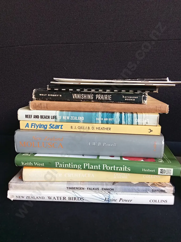 BOOKS ON NATURE AND NEW ZEALAND Image 1++