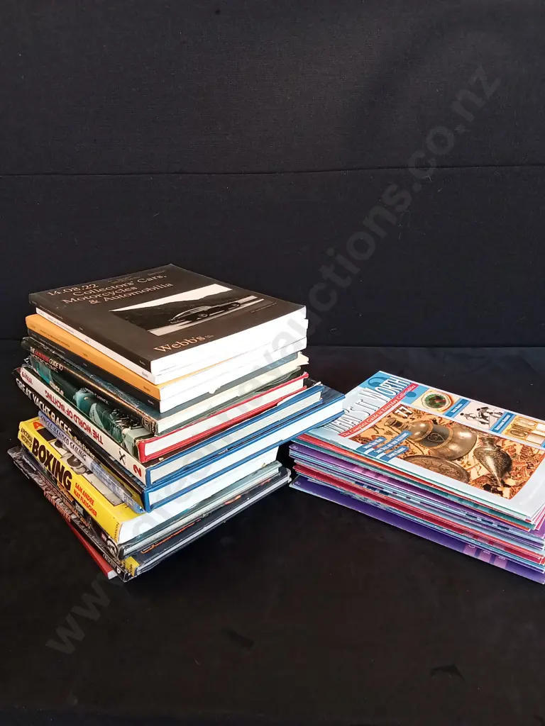 ASSORTED BOOKS AND WHATS IT WORTH MAGAZINES Image 1++