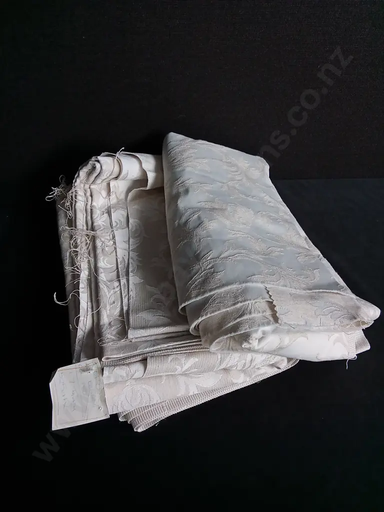 FABRIC Image 1++