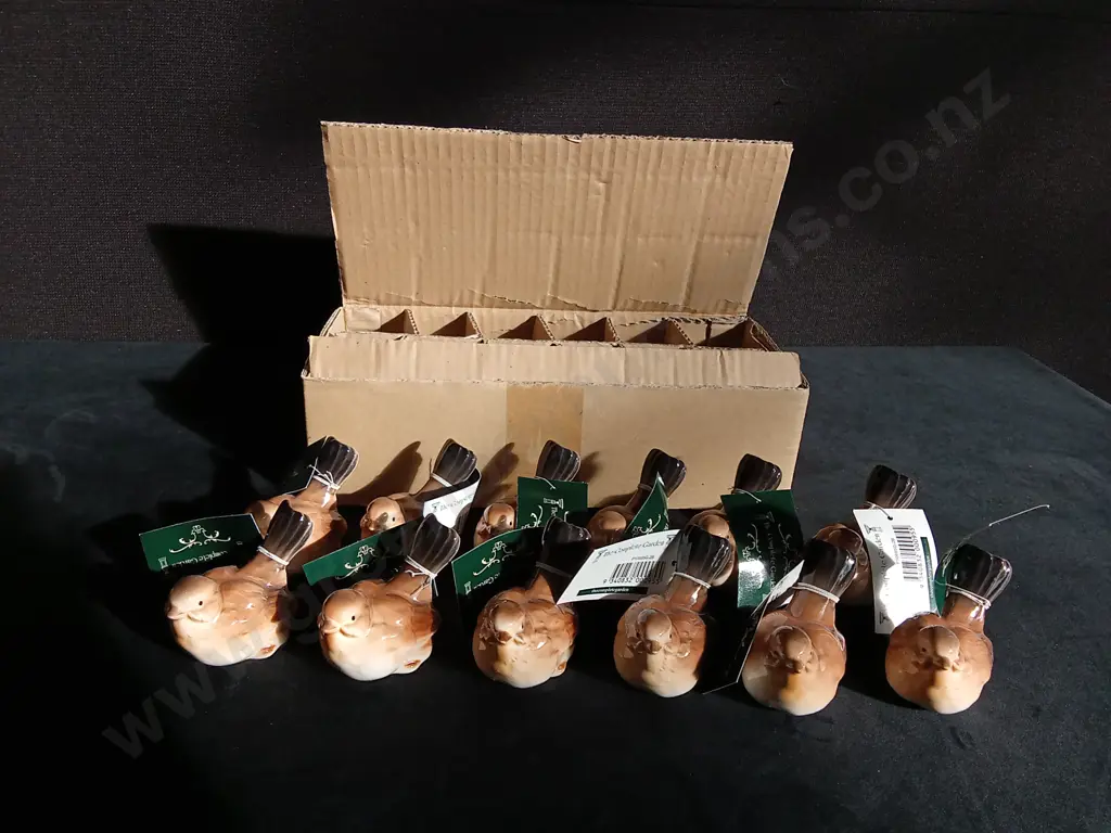 BRAND NEW SETS OF 12 DECORATION BIRDS Image 1++