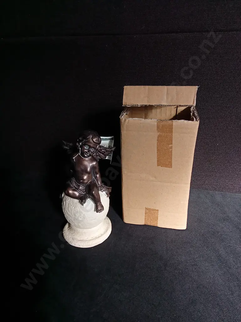BRAND NEW DECORATIVE CHERUB FIGURE Image 1++
