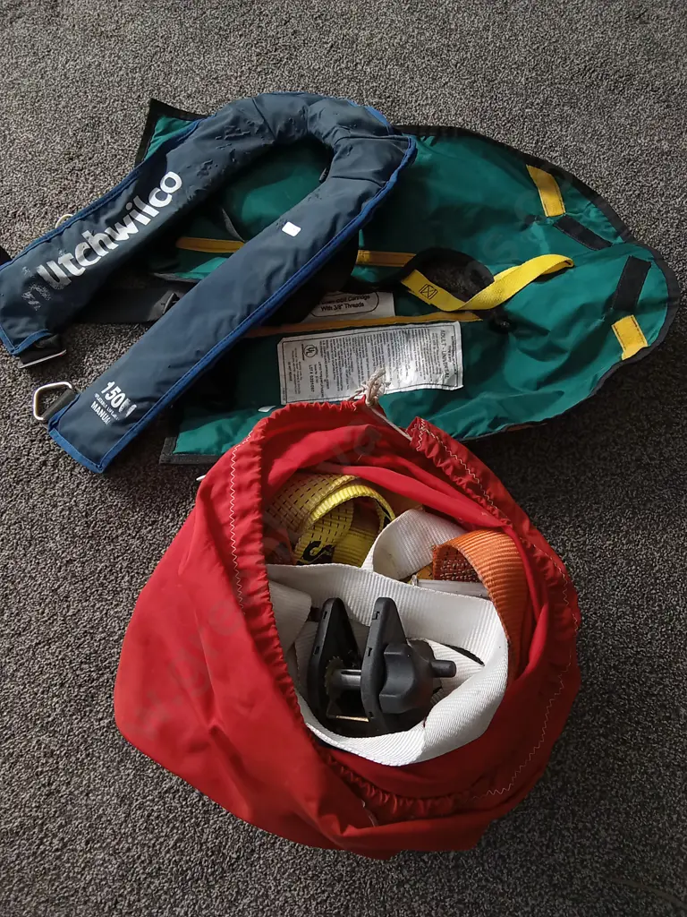 MIX OF BOATING ITEMS Image 1++
