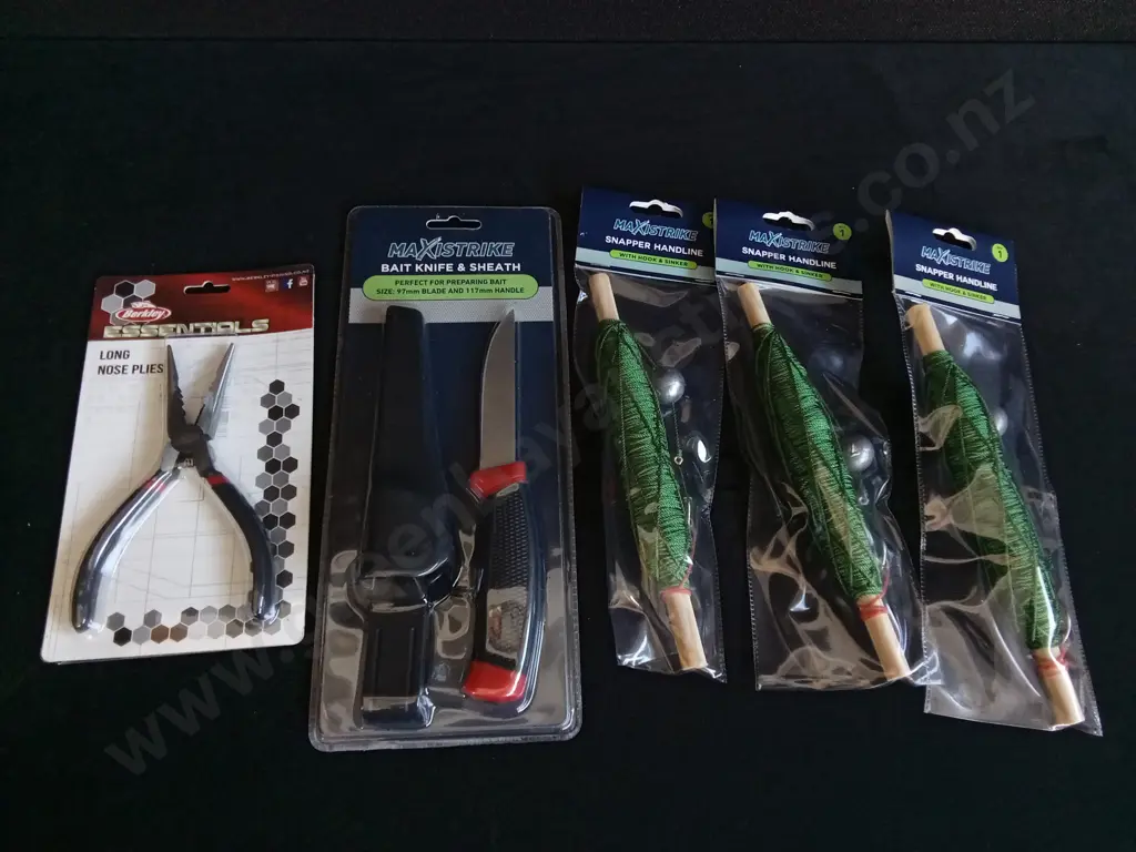 5 PIECES BRAND NEW FISHING ITEMS Image 1++