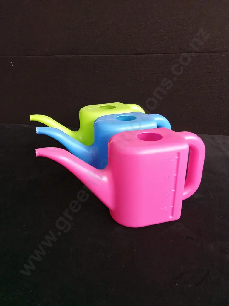 3 2 LITRE WATERING CANS Image 1++