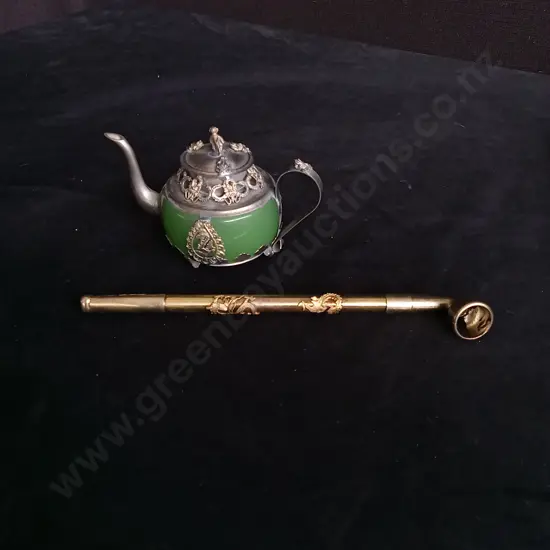 VINTAGE DECORATIVE TEAPOT AND VINTAGE CHINESE PIPE