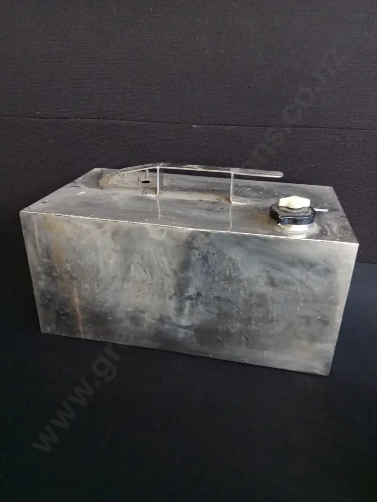 METAL FUEL TANK Image 1++