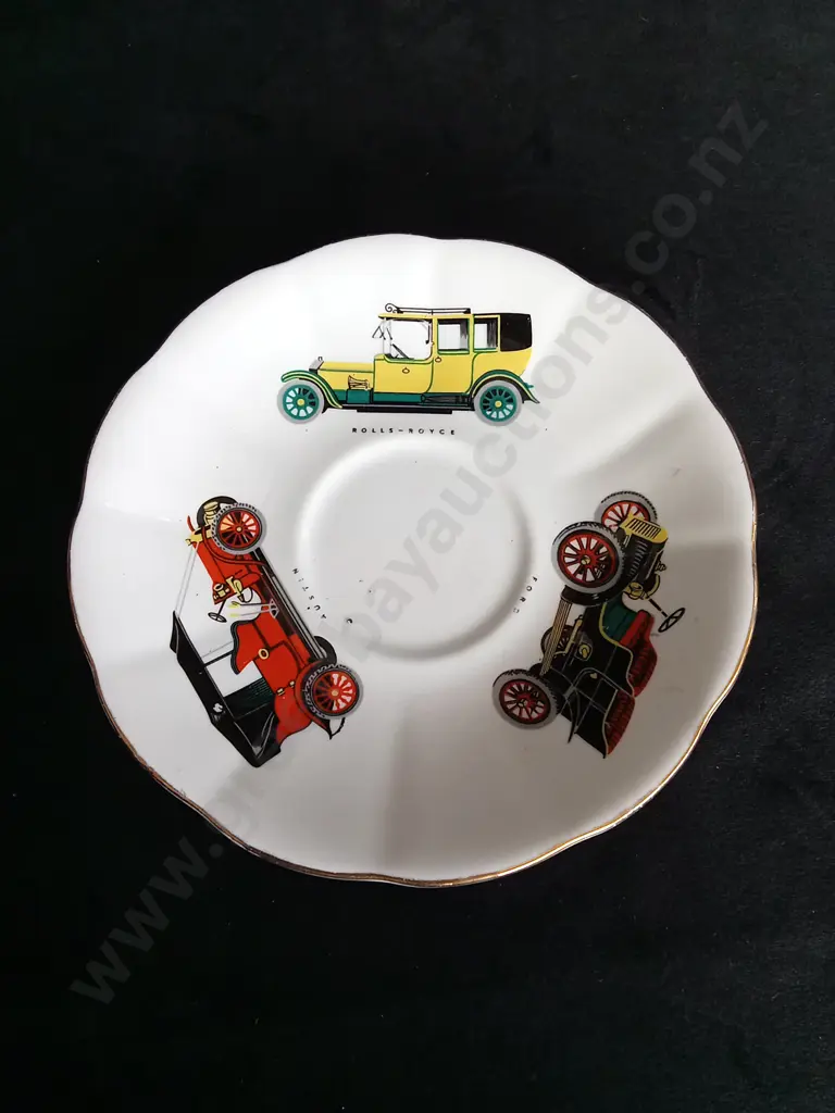 ROYAL ALBERT SAUCER FEATURING ROLLS-ROYCE FORD AUSTIN Image 1++