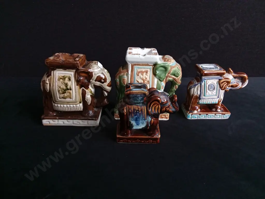 4 VINTAGE CERAMIC ELEPHANT PLANT PEDESTALS Image 1++