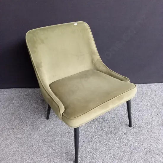 MODERN GREEN AURA CHAIR BRAND NEW EX-SHOWHOME
