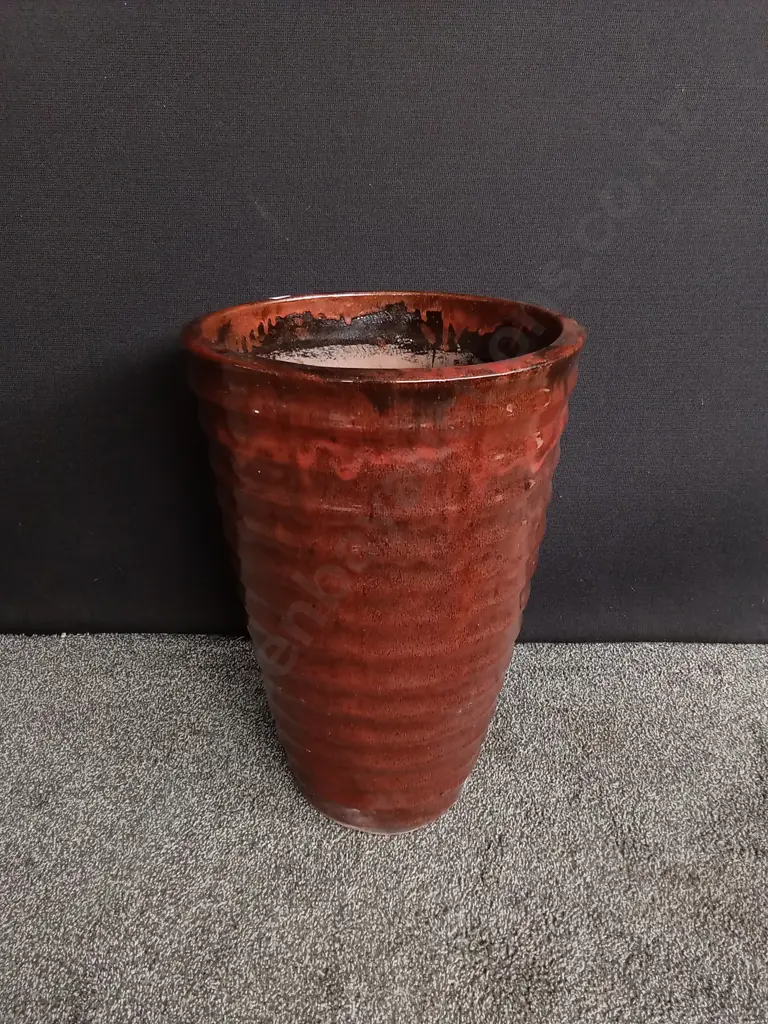 TALL BEEHIVE PLANTER H 57CM Image 1++