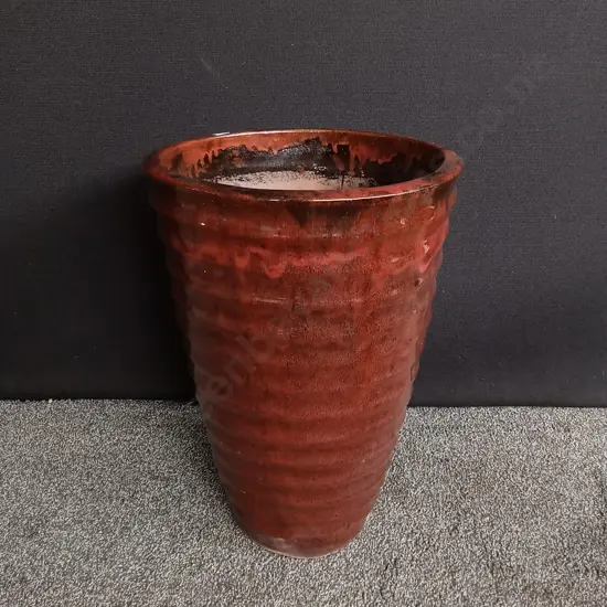 TALL BEEHIVE PLANTER H 57CM