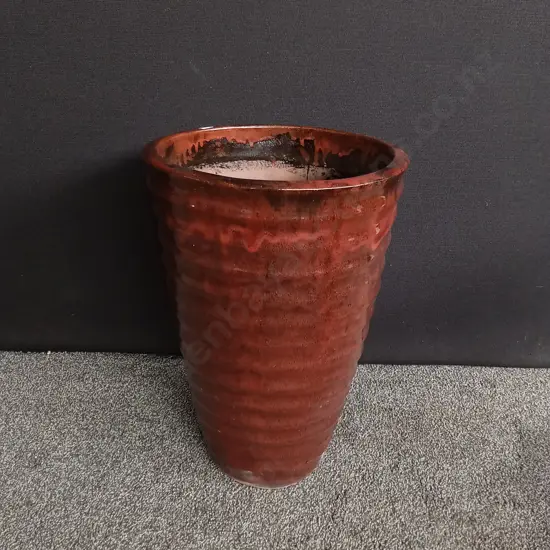 TALL BEEHIVE PLANTER H 57CM