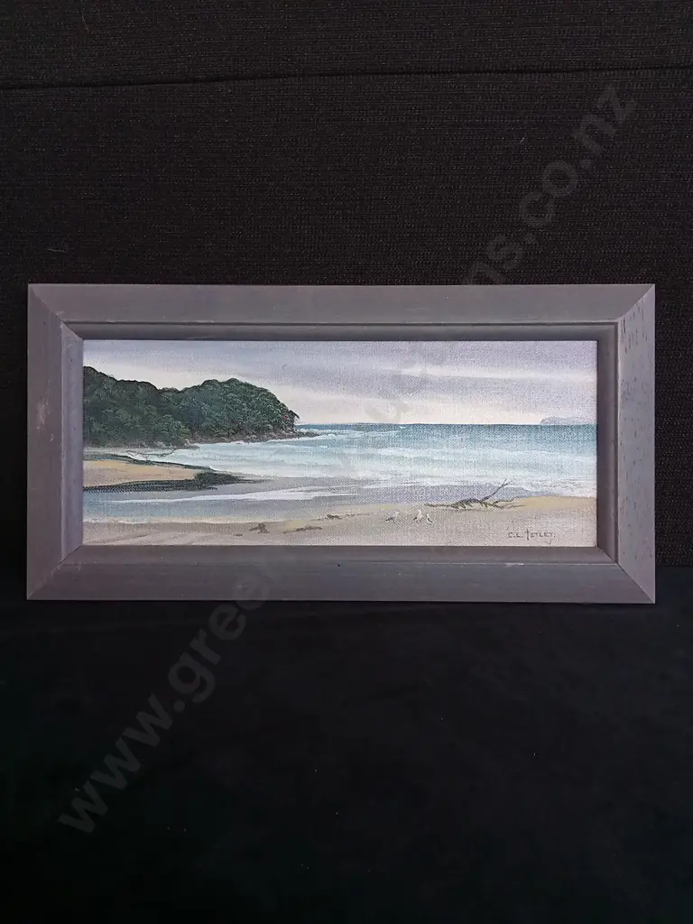 FRAMED BEACH PAINTING Image 1++