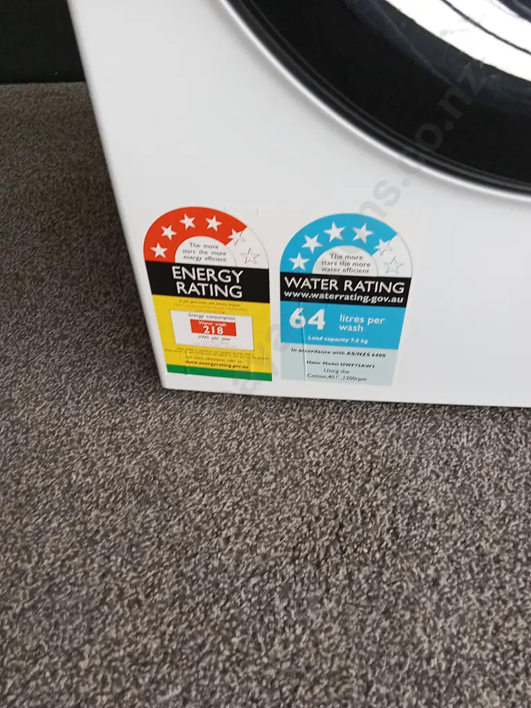 HAIER INVERTER 7.5KG FRONT LOADER WASHING MACHINE MODEL HWF75AW3 POWERS ON AND WORKING Image 1++
