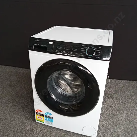 HAIER INVERTER 7.5KG FRONT LOADER WASHING MACHINE MODEL HWF75AW3 POWERS ON AND WORKING