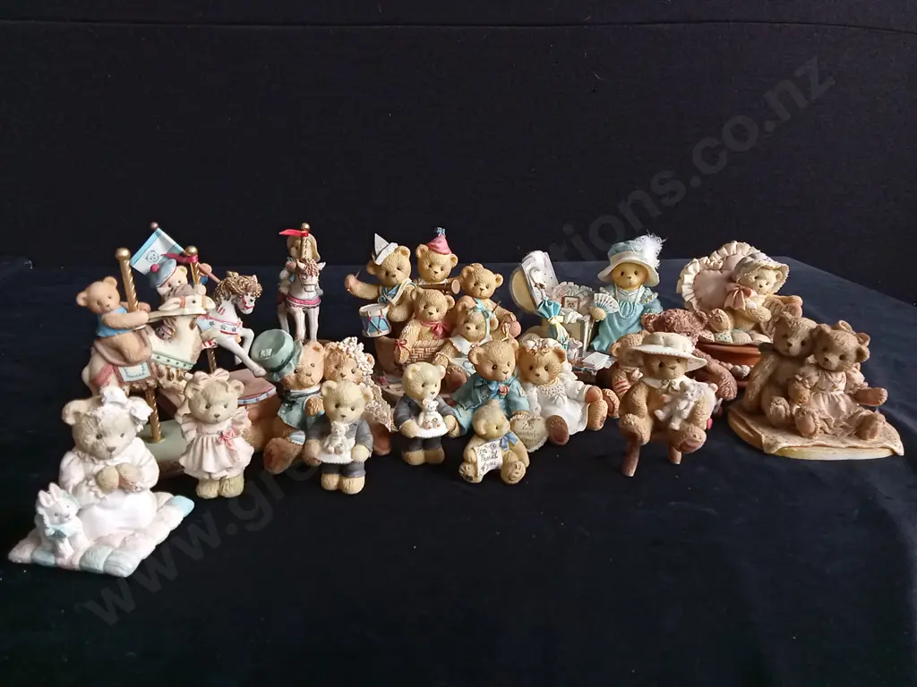 16 PIECES VINTAGE CHERISHED TEDDIES COLLECTABLE FIGURINES Image 1++