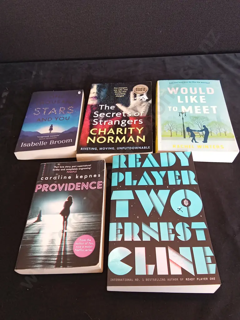 5 BOOKS Image 1++