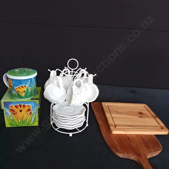 CERAMIC CUP AND SAUCER SET 2 CHIPPING BOARDS AND A TIGER MUG WITH LID