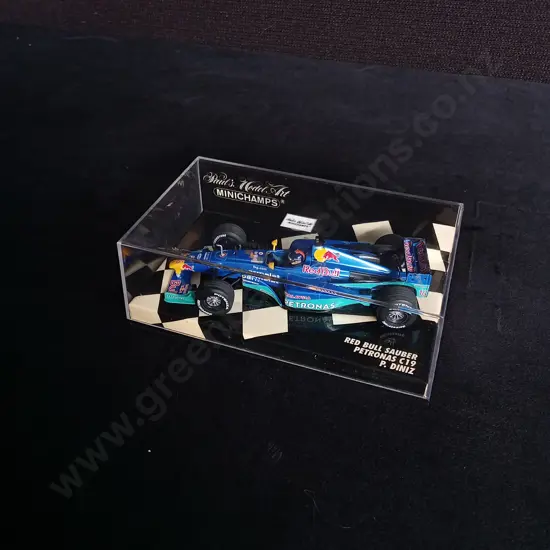 1:43 SCALE MINICHAMPS DIE CAST RED BULL SAUBER PETRONAS C19 FORMULA 1 MODEL