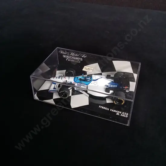 1:43 SCALE MINICHAMPS DIE CAST TYRRELL YAMAHA 024 FORMULA 1 MODEL